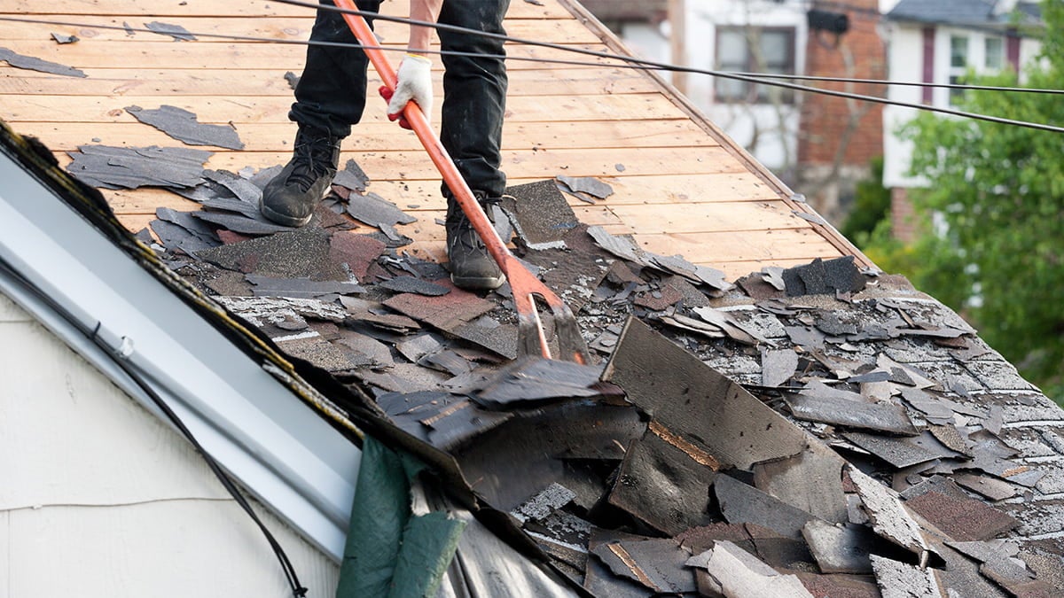 how-to-responsibly-dispose-of-old-roof-shingles-top-image.jpg