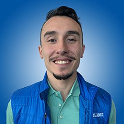 Gabriel Dominguez, 1-800-GOT-JUNK? Raleigh Manager headshot